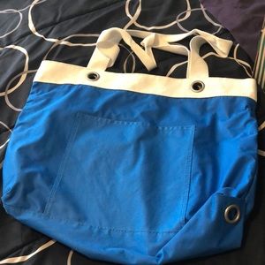 Blue tote